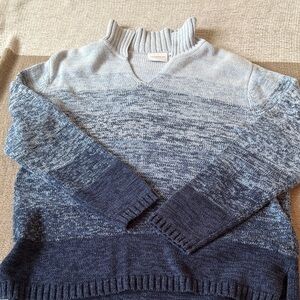 Liz Claiborne Blue Ombre V-Neck Sweater